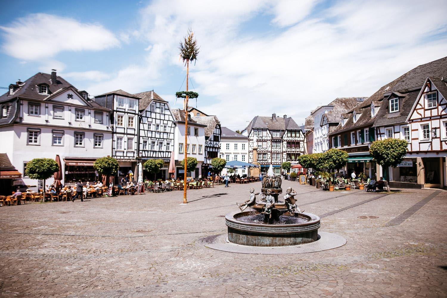 Marktplatz Linz am Rhein | © Frank Metzemacher, Lichtreim Marktplatz Linz am Rhein | © Frank Metzemacher, Lichtreim