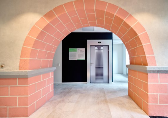 Fahrstuhl | © Bingen Tourismus & Kongress GmbH Foto Stefan Esser Fahrstuhl | © Bingen Tourismus & Kongress GmbH Foto Stefan Esser