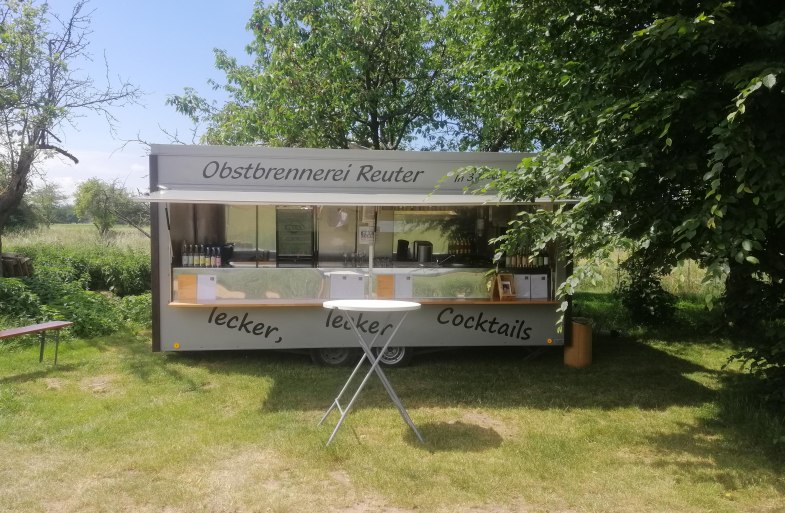 Edelobstbrennerei Reuter -Verkaufsstand | &copy; Edelobstbrennerei Reuter