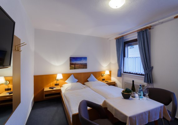 Zimmer Weinhaus und Hotel Engel | &copy; Beate Albus