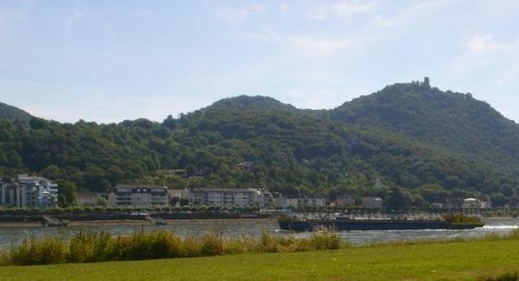 Blick auf Siebengebirge | &copy; Familie Leven