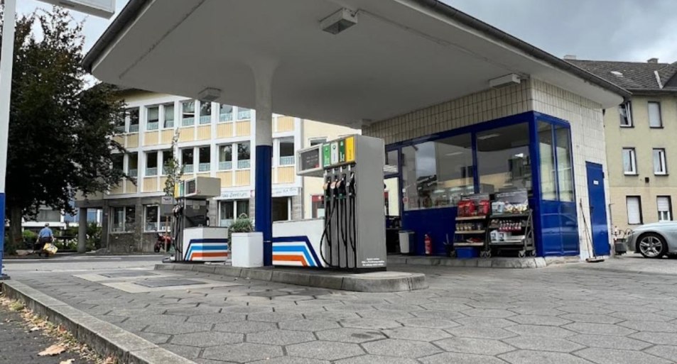 Tankstelle Lahnstein 1 | &copy; Anton Kling