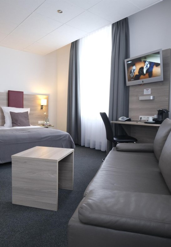 Doppelzimmer Superior (2) | &copy; Hotel Hohenstaufen