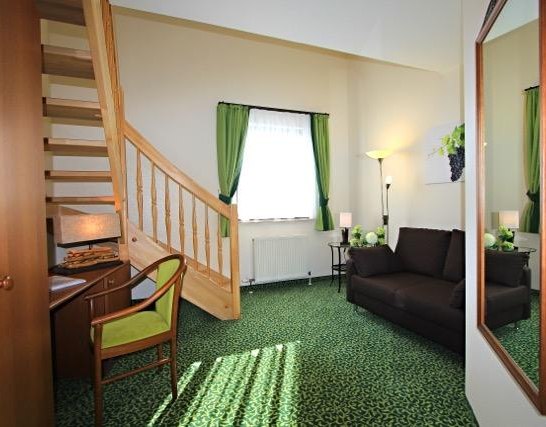 Room_008 | © Hotel Altdeutsche Weinstube Rüdesheim