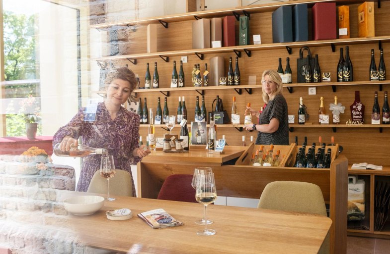 Vinothek | © Weingut Offenstein Erben Vinothek | © Weingut Offenstein Erben