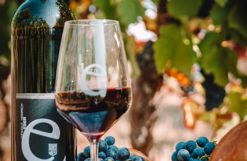 ich Eser ccby Weingut Heinrich Eser | © Heinrich Eser ccby Weingut Heinrich Eser ich Eser ccby Weingut Heinrich Eser | © Heinrich Eser ccby Weingut Heinrich Eser