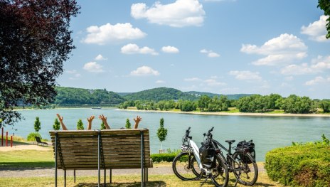 Pause am Rheinradweg bei Remagen | © Dominik Ketz, Mittelrhein Pause am Rheinradweg bei Remagen | © Dominik Ketz, Mittelrhein