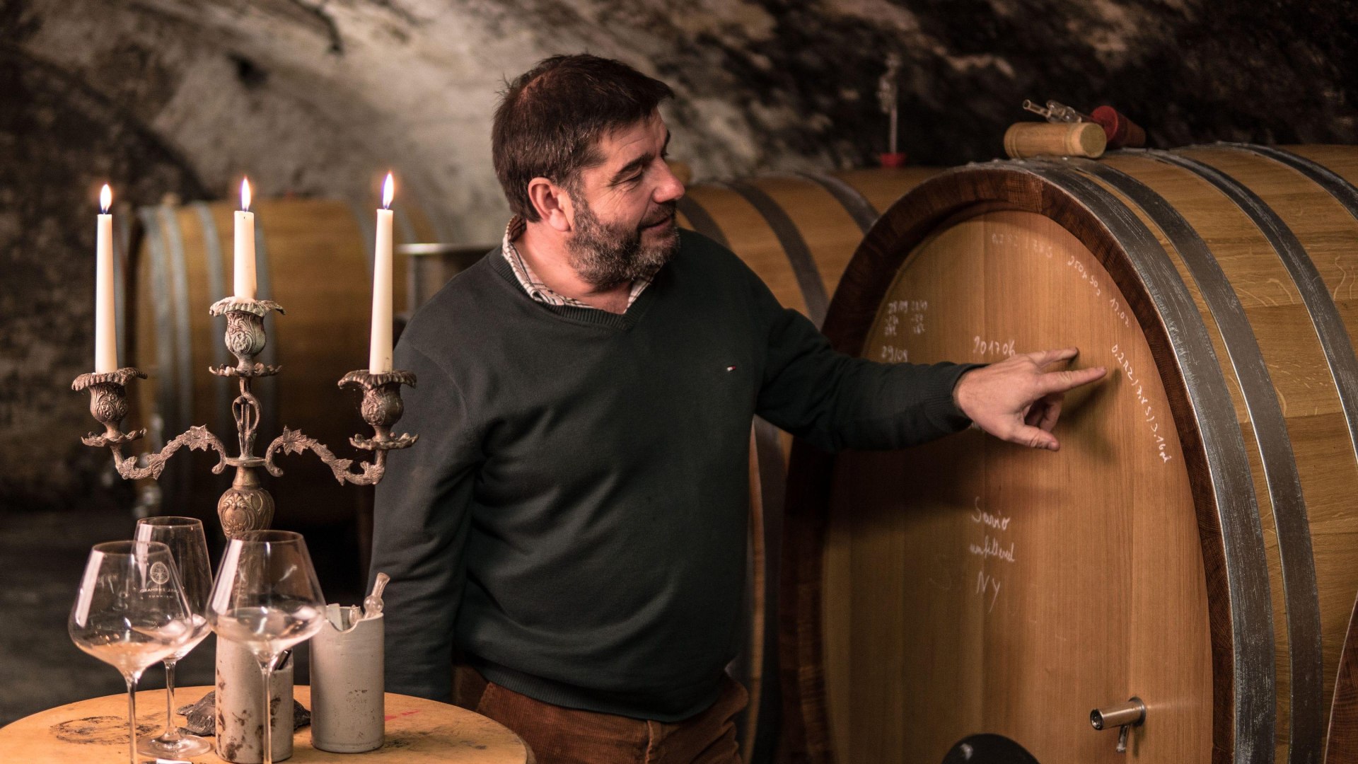 Beim Weingut C. Ehrhard im Fa&szlig;keller | &copy; Weingut Carl Ehrhard