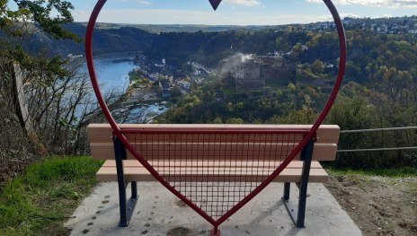Ruhebank mit Fernblick | © J. Gödert Ruhebank mit Fernblick | © J. Gödert