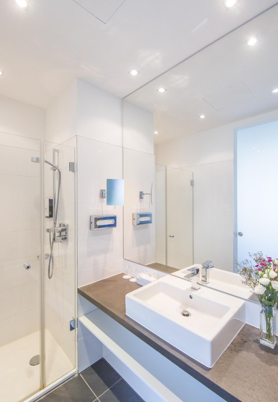 Badezimmer_M.Igel@HIS | © Hotel Im Schulhaus Badezimmer_M.Igel@HIS | © Hotel Im Schulhaus