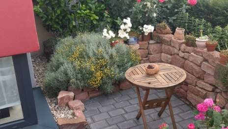 Aussensitzplatz | © Imke Heiseke-Schulze Aussensitzplatz | © Imke Heiseke-Schulze