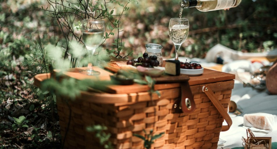Romantische Auszeit zu Zweit am Rheinufer