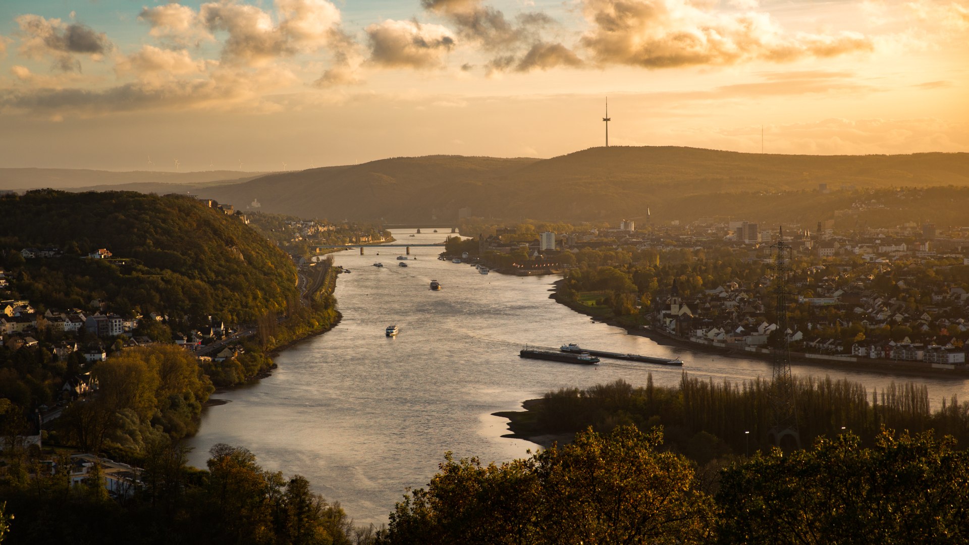 Blick auf Koblenz Richtung S&uuml;den | &copy; Henry Tornow