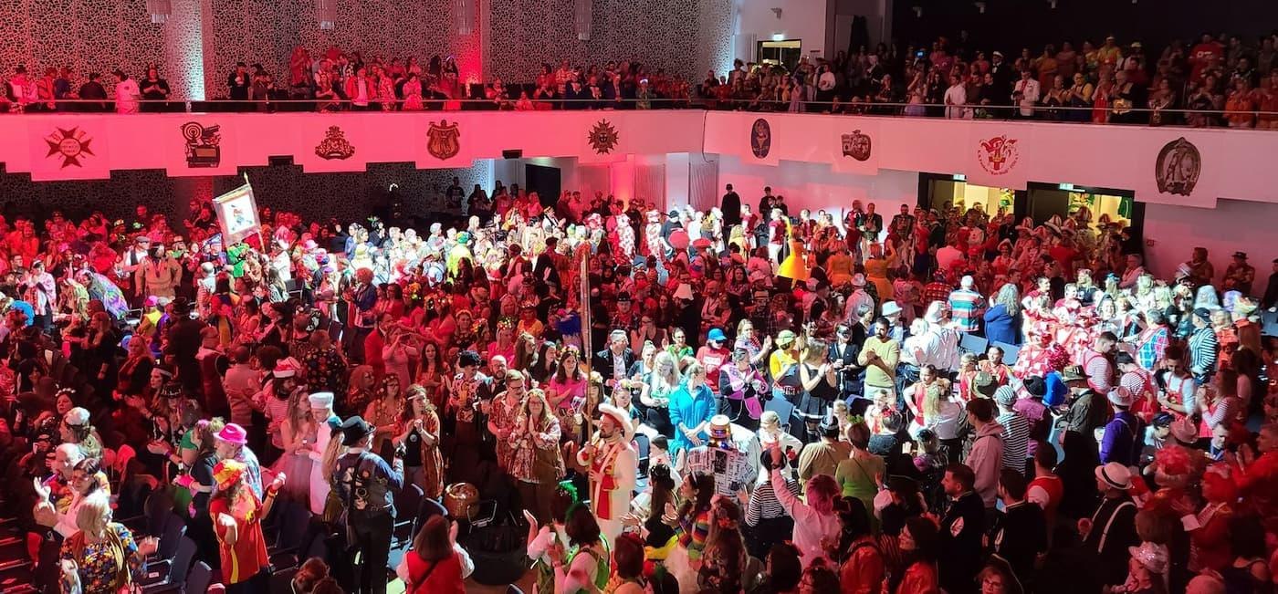 Trockensitzung in der Rhein-Mosel-Halle | © K. K. Funken Rot-Weiß 1936 e.V. Trockensitzung in der Rhein-Mosel-Halle | © K. K. Funken Rot-Weiß 1936 e.V.