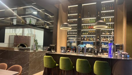 Restaurant Nikis | © Brahim Nikqi Restaurant Nikis | © Brahim Nikqi