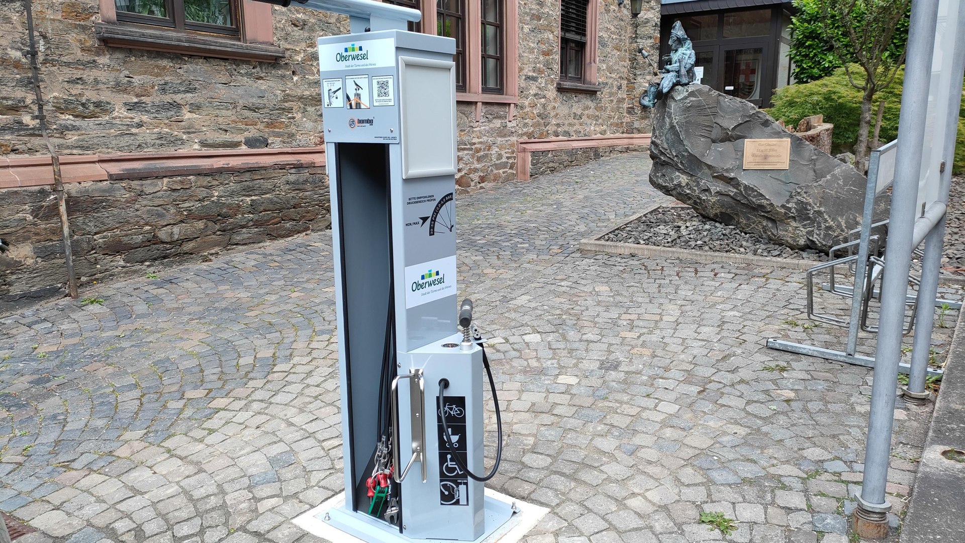 Fahrrad-Reparaturstation | © Tourist-Information Oberwesel Fahrrad-Reparaturstation | © Tourist-Information Oberwesel