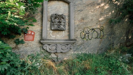 Fenstersims von Schloss Friedrichstein | © Zimpfer_Photography Fenstersims von Schloss Friedrichstein | © Zimpfer_Photography