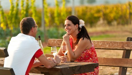 Weingenuss im Wingert - Picknick im Weinberg | © Dominik Ketz / Rheinland-Pfalz Tourismus GmbH
