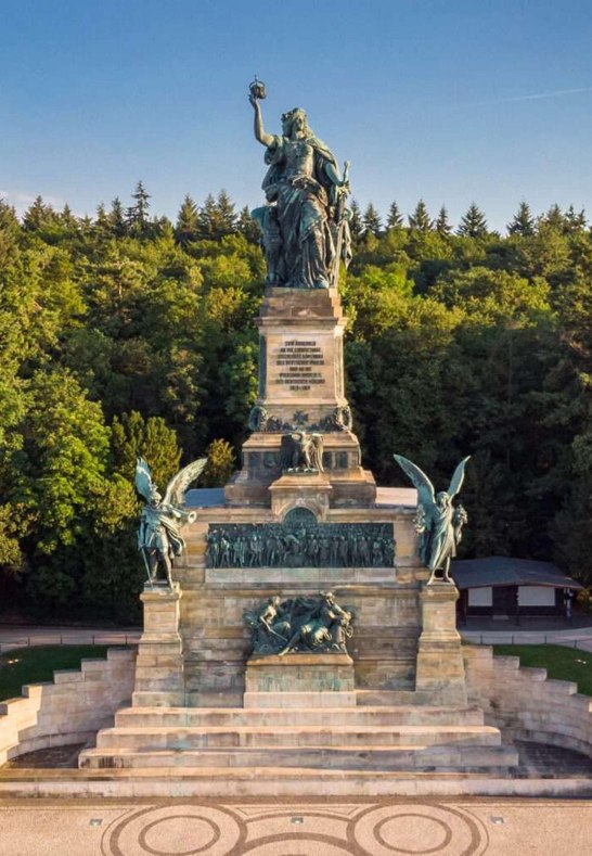 Niederwald monument