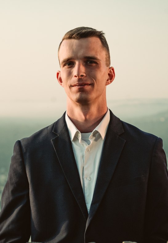 Felix Kahl - Mittelrhein Weinprinz (2023/2024) Felix Kahl - Mittelrhein Weinprinz (2023/2024)