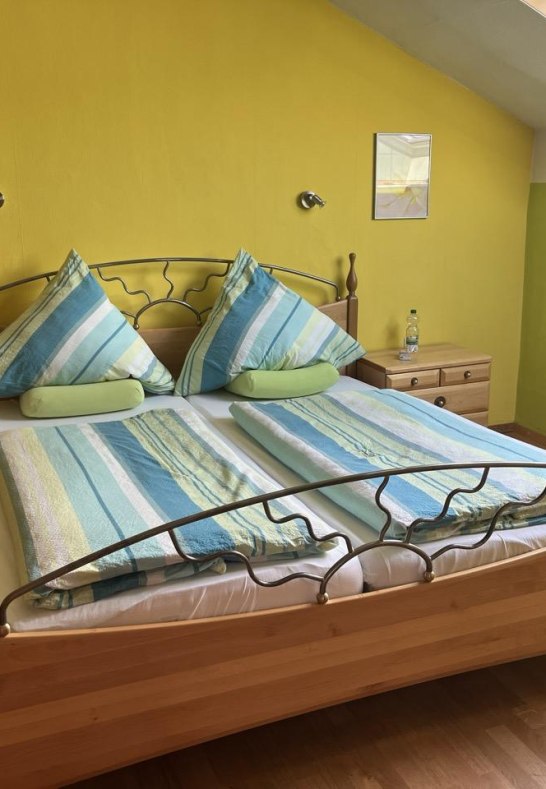 Schlafzimmer1 | &copy; Fam.Fries