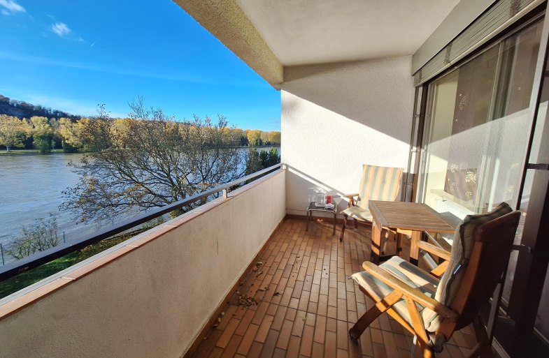 Balkon mit Rheinblick | © Koblenz-Touristik GmbH, J. Assenmacher