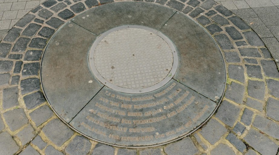 Alter Trinkwasserbrunnen (Platte) | © Zimpfer_Photography Alter Trinkwasserbrunnen (Platte) | © Zimpfer_Photography