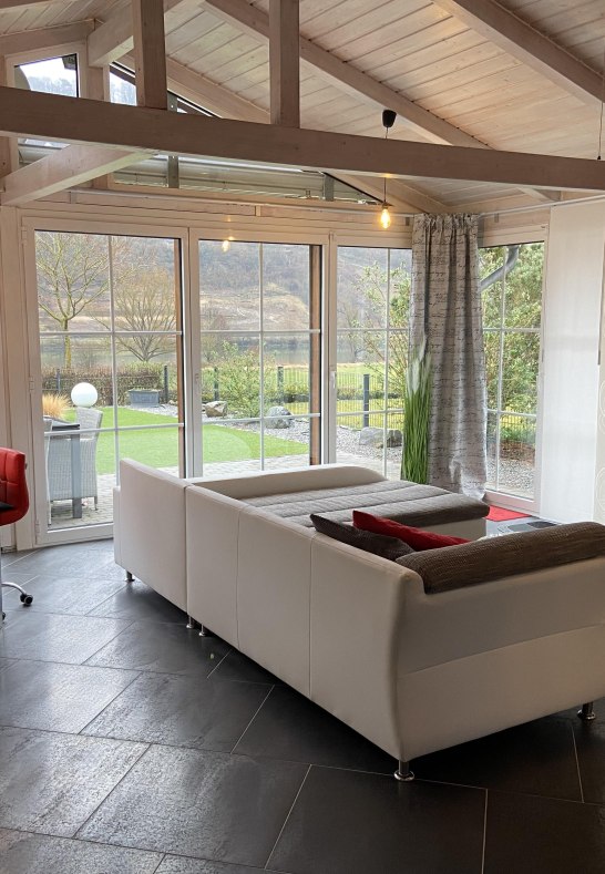 Moselchalet Koblenz Wohnraum | &copy; Stefanie K&auml;fer