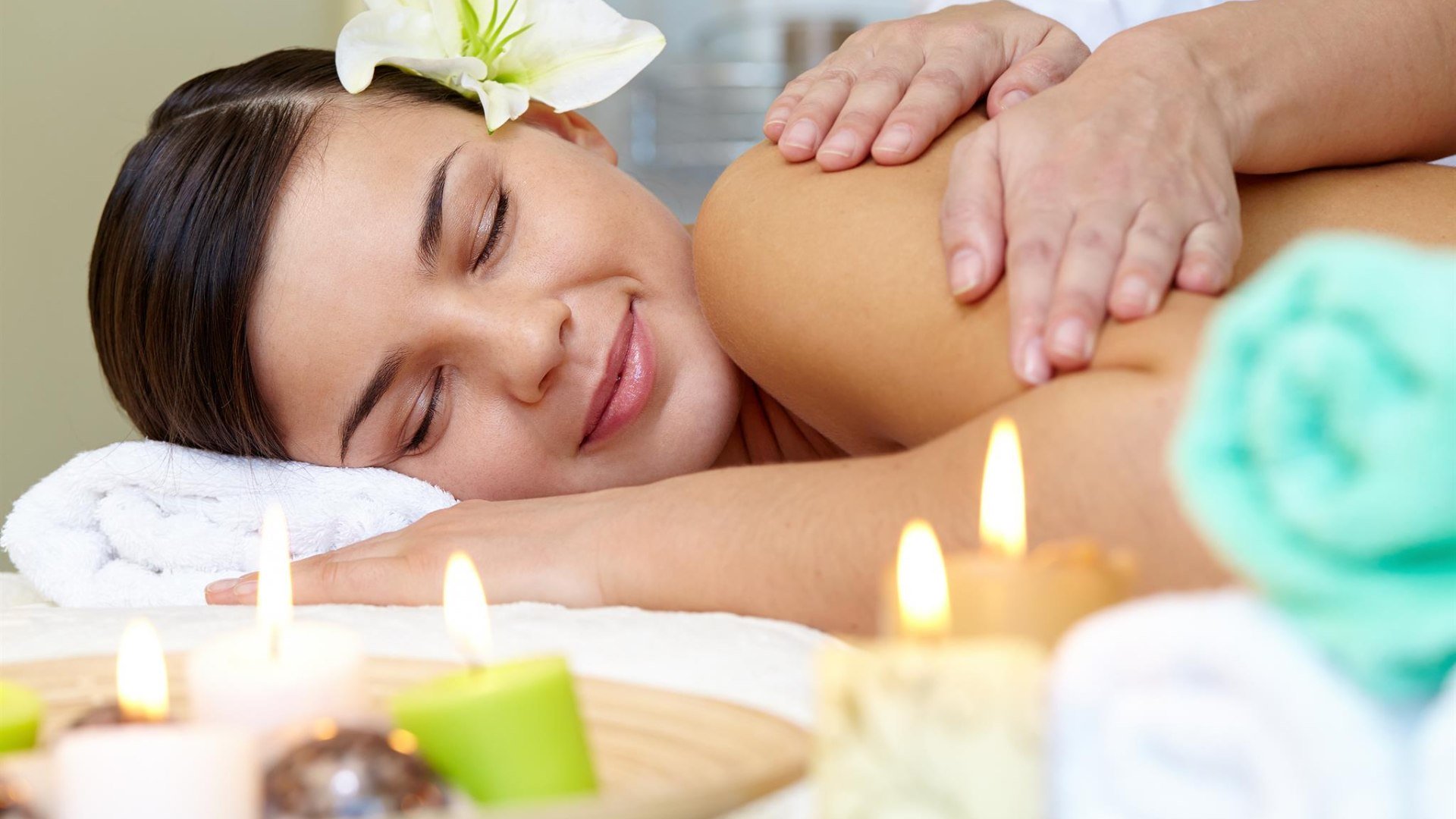 Massage | &copy; www.freepik.com">Designed by Pressfoto
