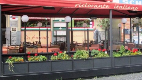 Pizzeria Da Antonio | © Pizzeria Da Antonio Pizzeria Da Antonio | © Pizzeria Da Antonio