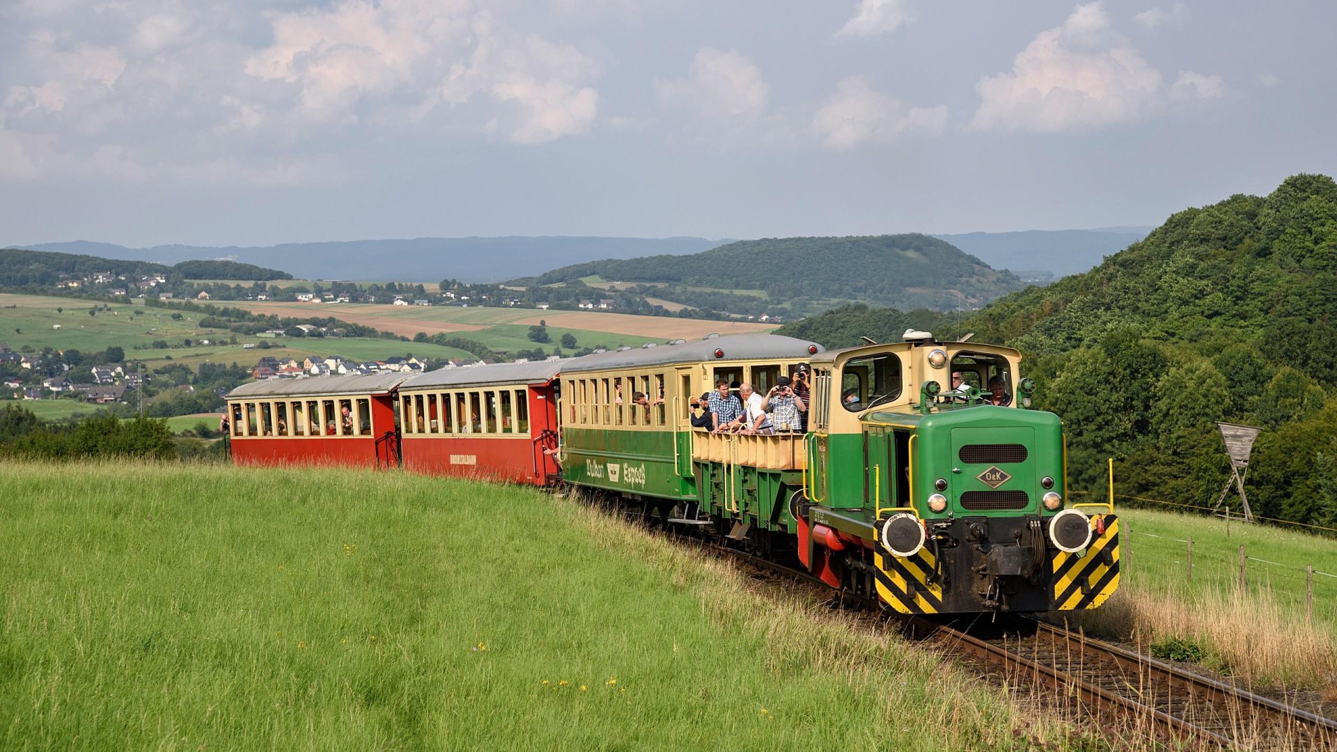 Vulkan-Expreß | © Walter Brück / Vulkan-Expreß Vulkan-Expreß | © Walter Brück / Vulkan-Expreß