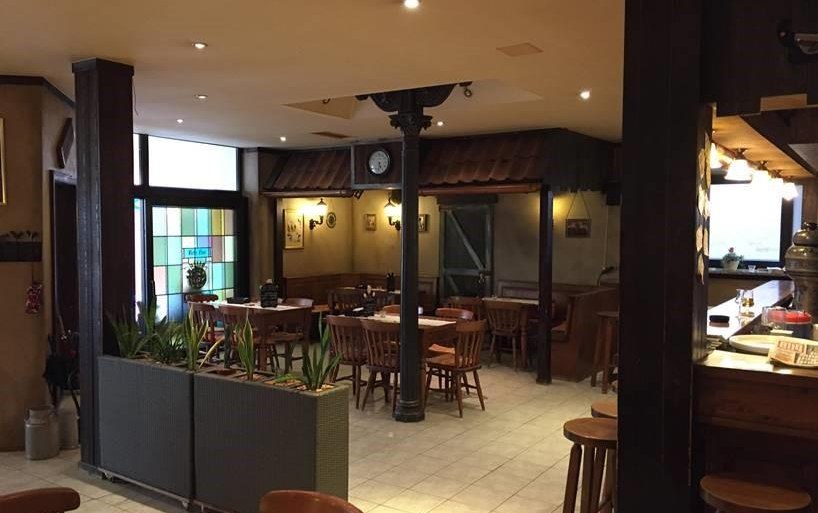 Restaurnt Schlo&szlig;sch&auml;nke | &copy; Eric Schilling