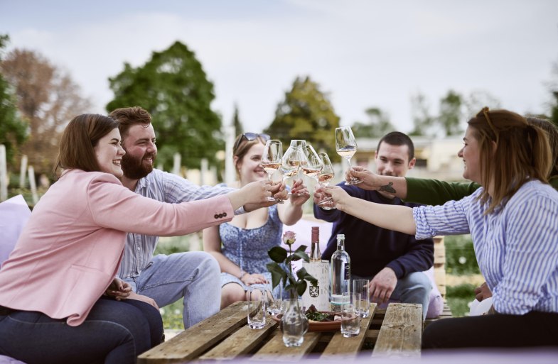 Weinlounge | © Knyphausen GmbH & Co. KG.