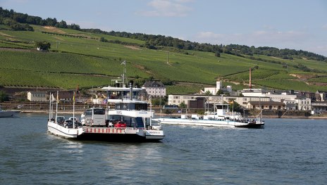 Autofähren vor Rüdesheim | © Bingen-Rüdesheimer