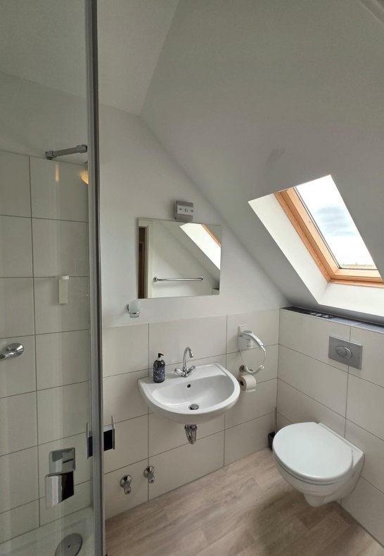 Bad2 | &copy; Fam. Perisa