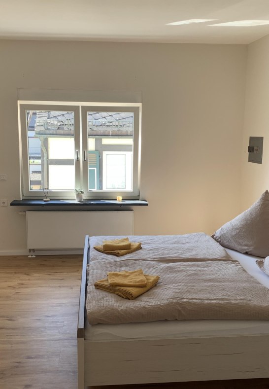 1. Schlafzimmer | &copy; Michael Trenz