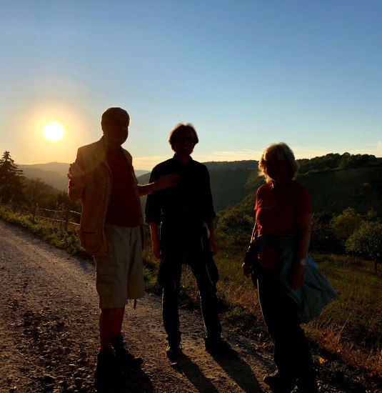 St. Goar ist der ideale Ausgangspunkt f&uuml;r gro&szlig;e und kleine Wandertouren. Zahlreiche Rundwege, der RheinBurgenWeg und viel Ausflugsziele stehen zur Auswahl. | &copy; rheingucken.de
