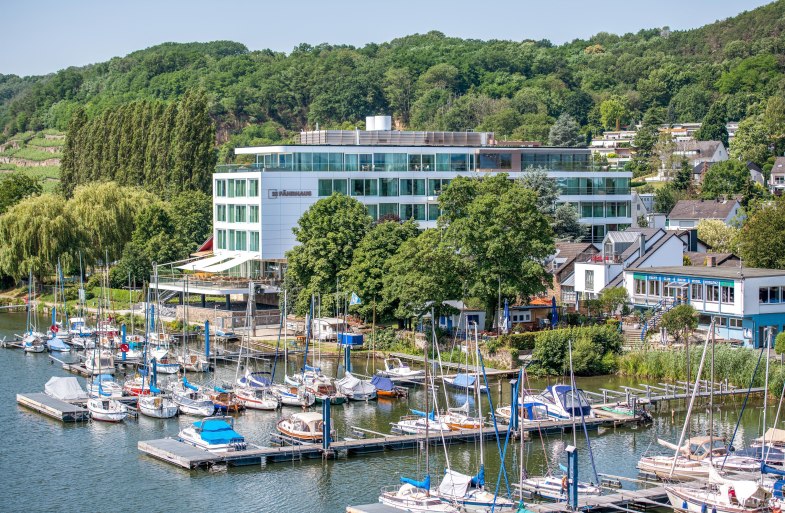 F&auml;hrhaus Hotelau&szlig;enansicht 1 | &copy; F&auml;hrhaus - Artur Lik Fotografie