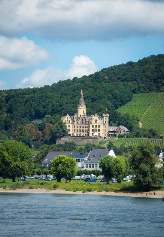 Blick auf Schloss Arenfels | © Henry Tornow
