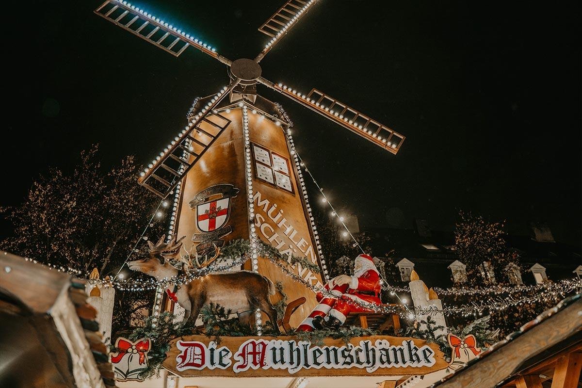 Die Mühlenschänke auf dem Koblenzer Weihnachtsmark | © Koblenz-Touristik, Janko.Media
