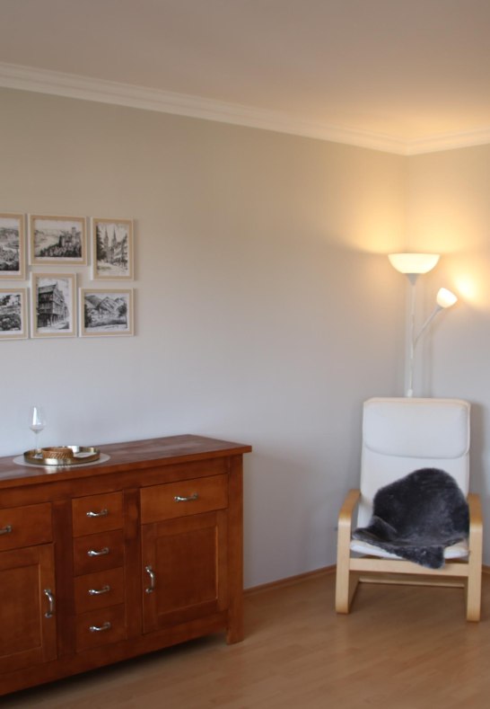 Lesestuhl | &copy; Fam Heidebrecht