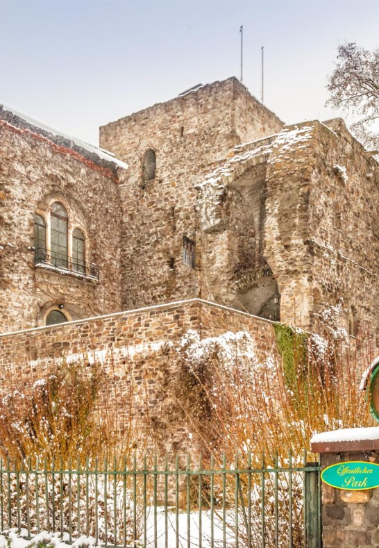 Brömser Castle with snow | © Marlis Steinmetz Brömser Castle with snow | © Marlis Steinmetz