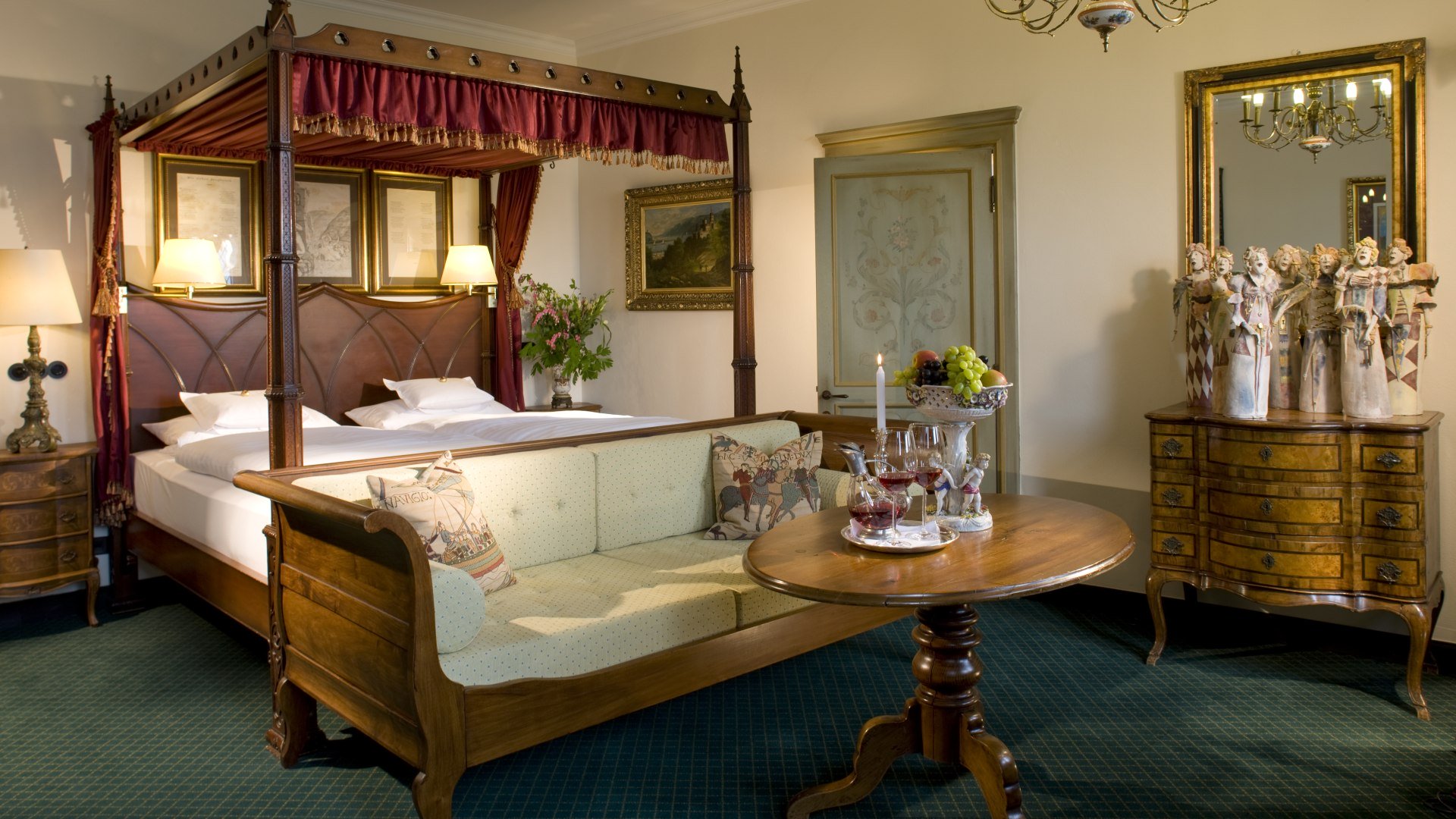 Suite im Burghotel Auf Schönburg, Oberwesel | © Volker Linger / Burghotel Auf Schönburg
