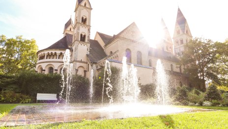 Blumenhof mit Basilika | &copy; Koblenz-Touristik Gmbh / Johannes Bruchhof
